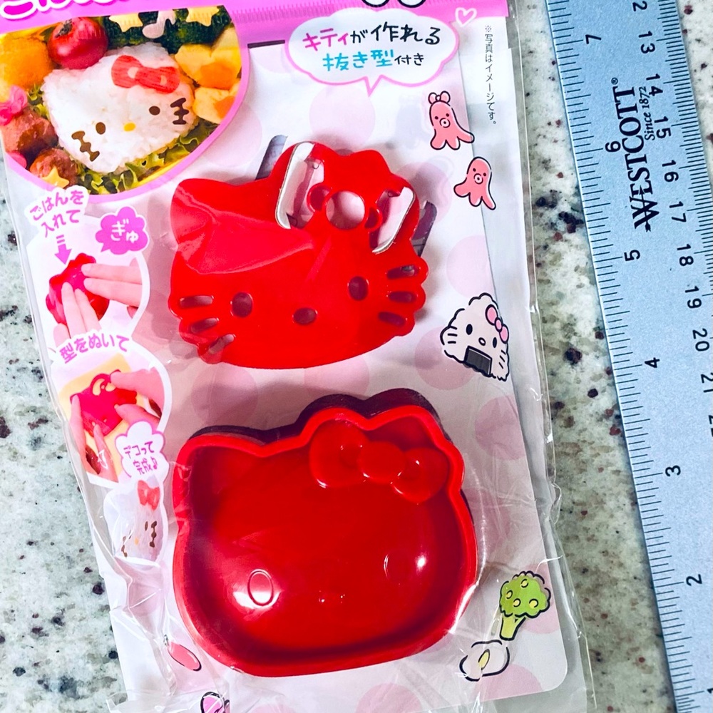 💕5/25 Hello Kitty Sanrio Rice Mold